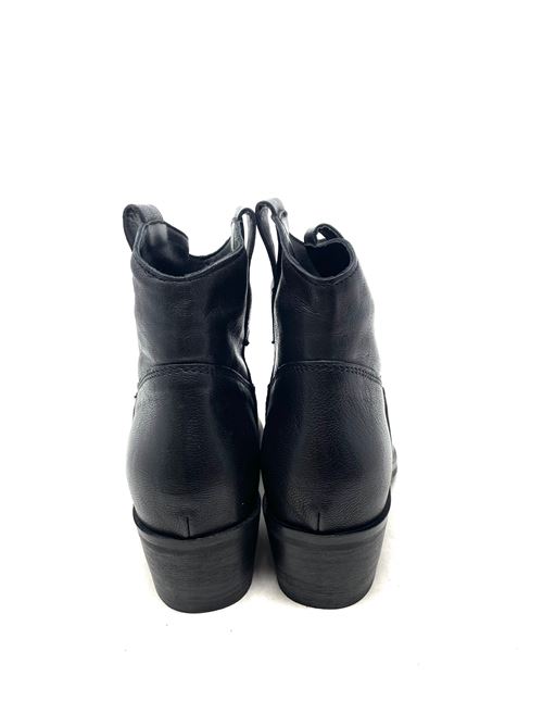 Texanische Ankle Boots für Damen IL LACCIO | MIRA02LAVATONERO